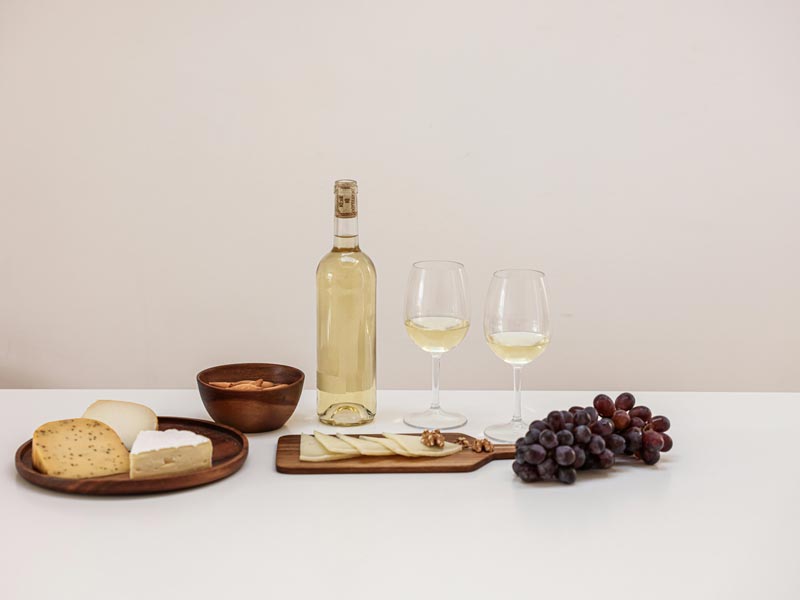 Белое вино: история, виды, сорта винограда, как выбрать